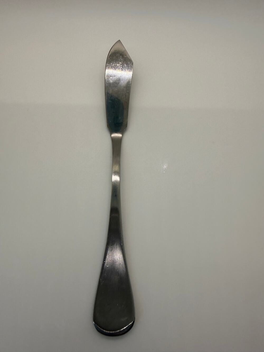 The Palm Restaurant Stainless Steel Fish Knife Pointed Replacement Flatware